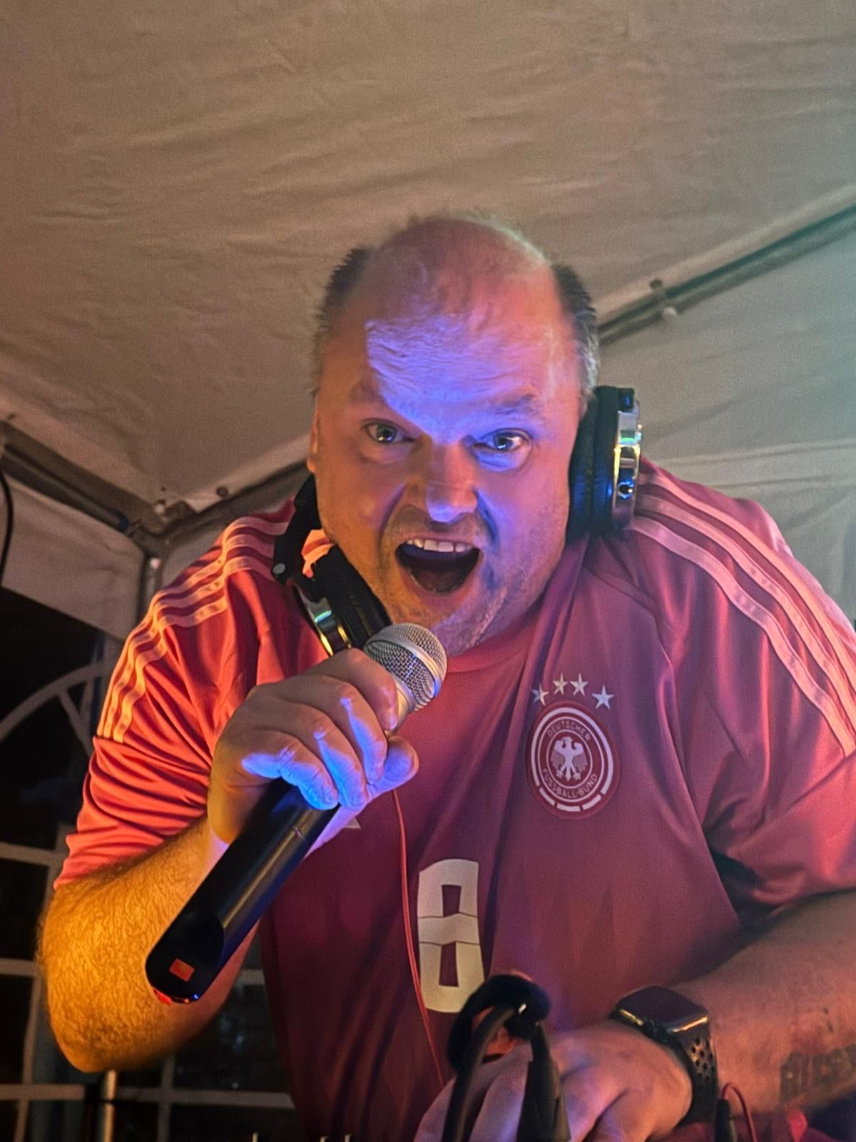 KJIRO on Stage